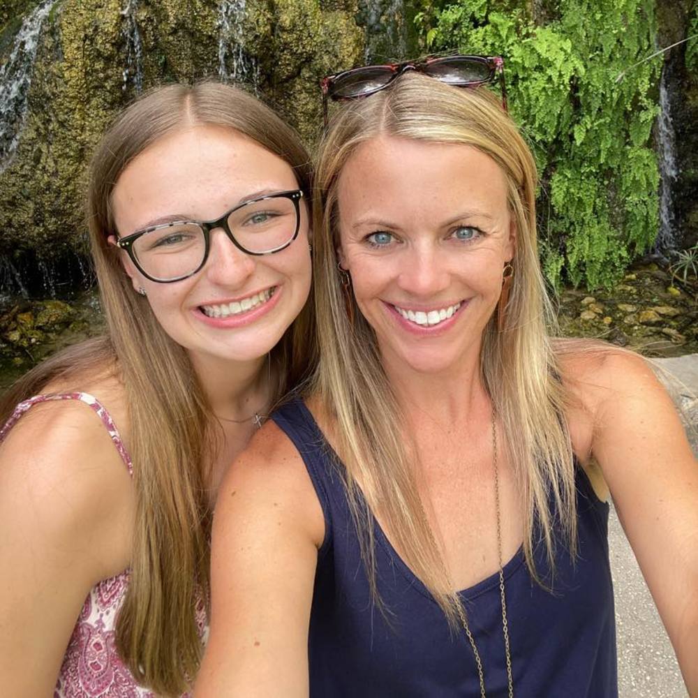 Meet your Posher, Christine